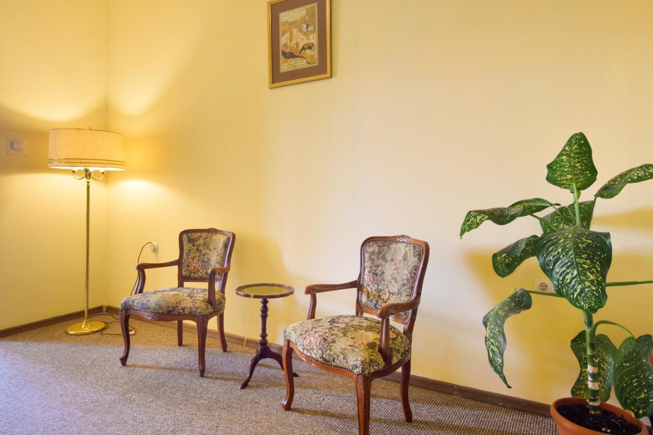 Hotel Stary Ratusz Kostomloty 外观 照片