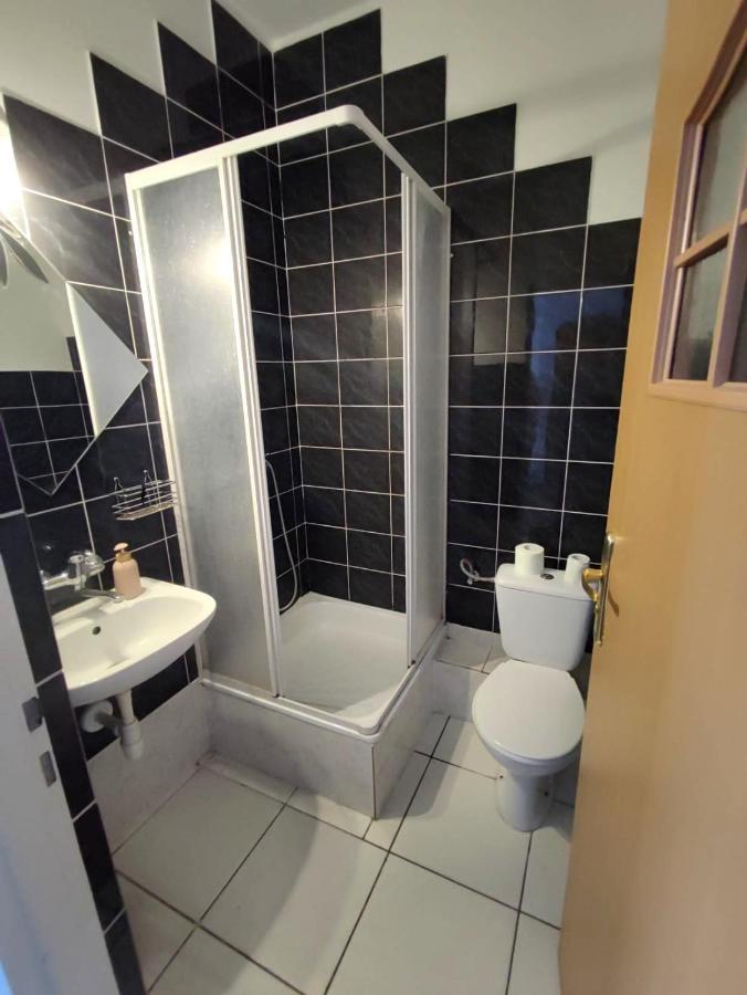 Hotel Stary Ratusz Kostomloty 外观 照片
